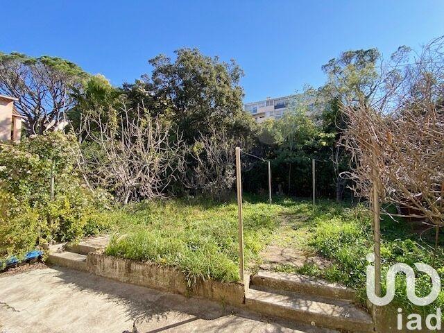 Maison - 88 m² - 3 pièces