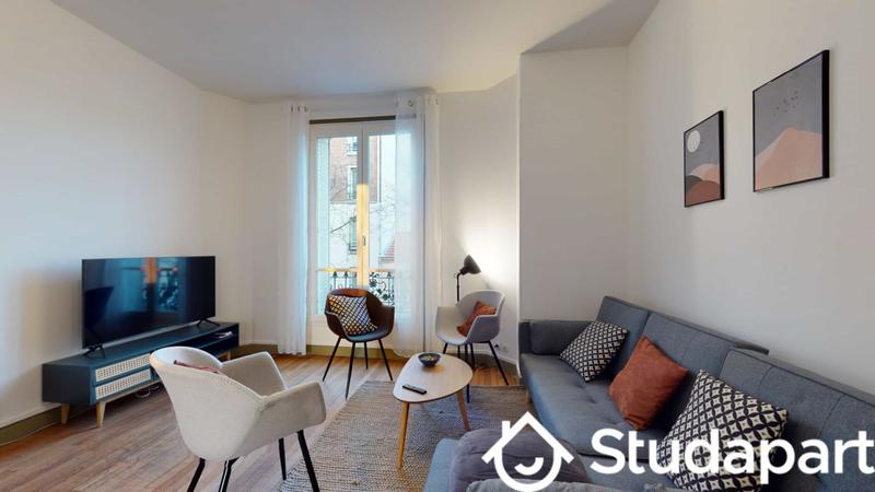 Chambre - 14 m² - 1 pièce