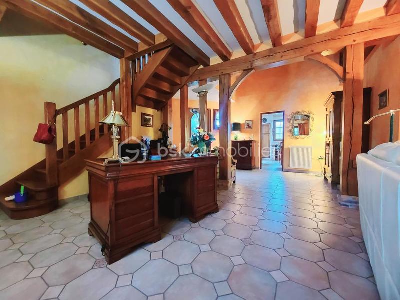 Maison - 306 m² - 8 pièces