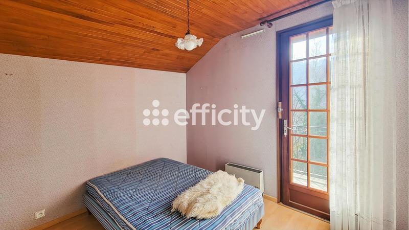 Maison - 89 m² - 5 pièces