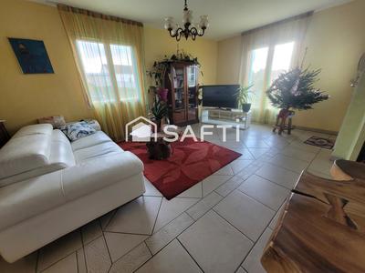 Maison - 82 m² - 5 pièces