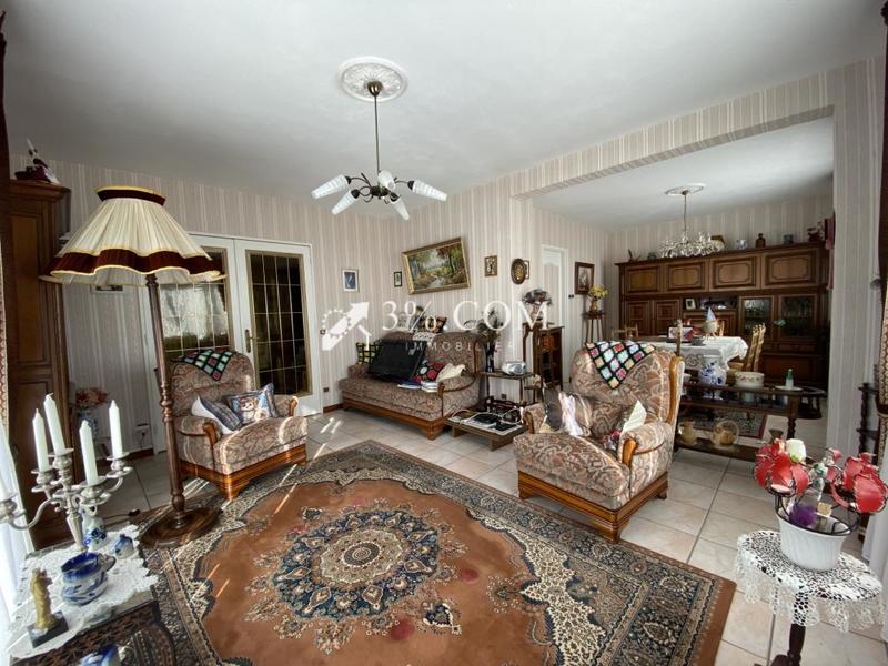 Maison - 122 m² - 5 pièces