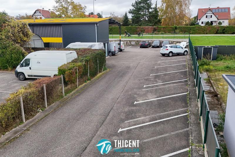 Local d'activités - 178 m²