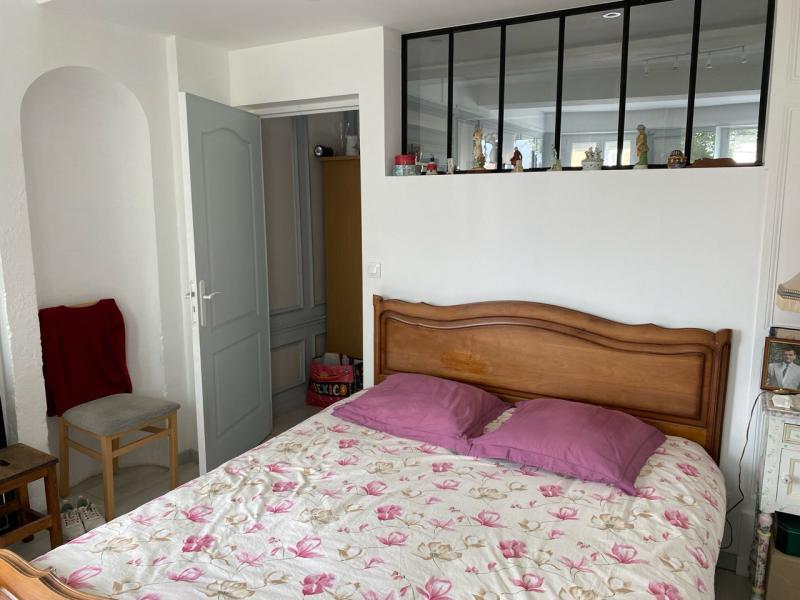 Maison - 365 m² - 16 pièces