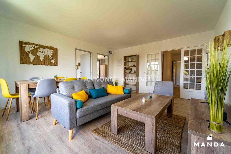 Chambre - 10 m² - 5 pièces