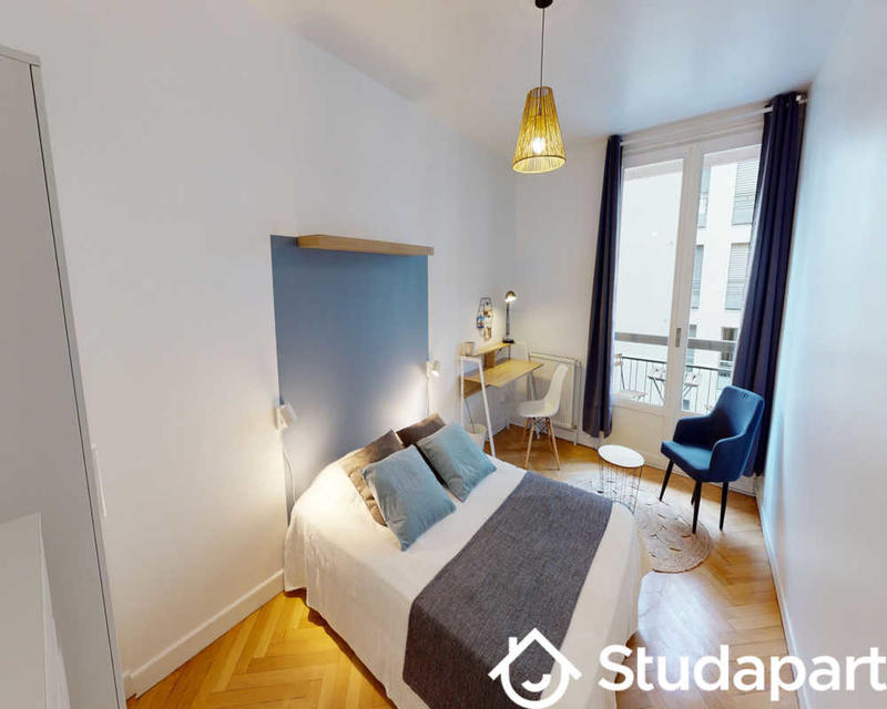 Chambre - 80 m² - 1 pièce