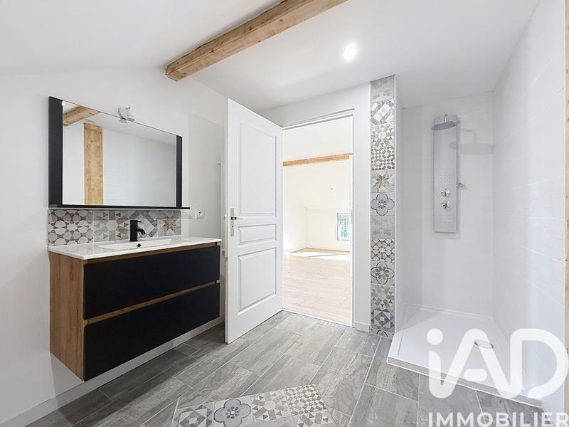 Maison - 191 m² - 5 pièces