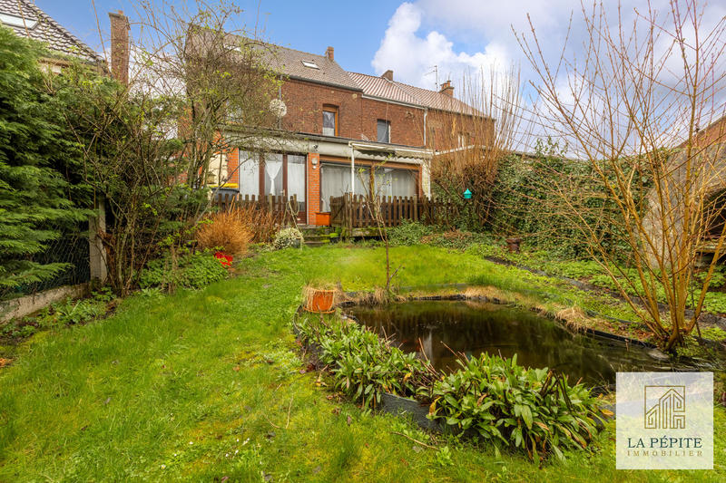 Maison - 162 m² - 8 pièces