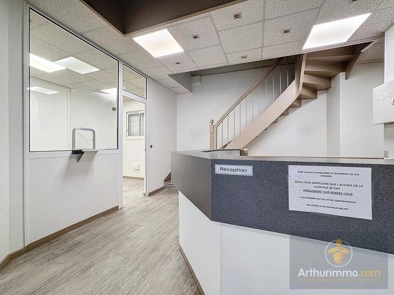 Bureau - 331 m² - 9 pièces