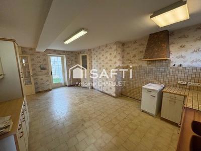 Maison de village - 100 m² - 4 pièces