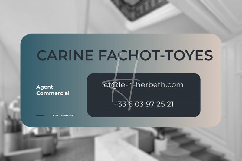 Villa - 250 m² - 9 pièces