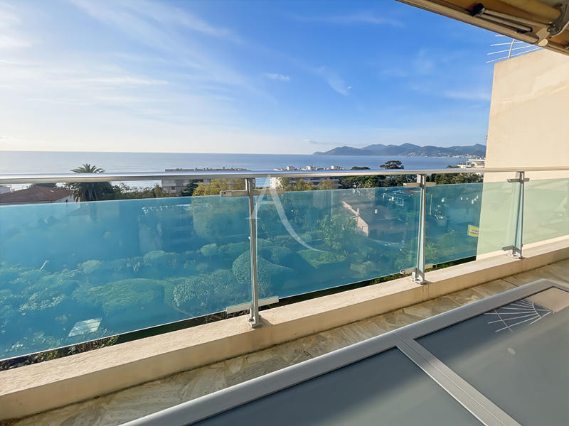 Appartement - 95 m² - 3 pièces