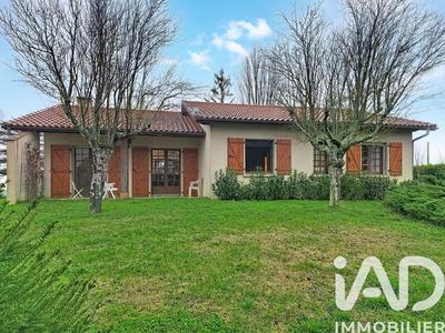 Maison - 108 m² - 4 pièces