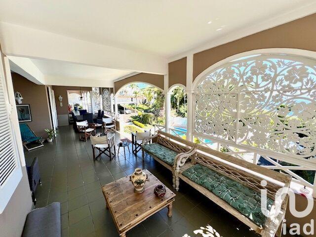 Maison - 157 m² - 7 pièces