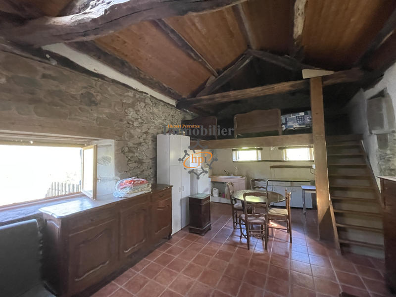 Maison - 80 m² - 2 pièces