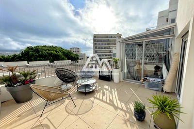 Appartement - 84 m² - 3 pièces