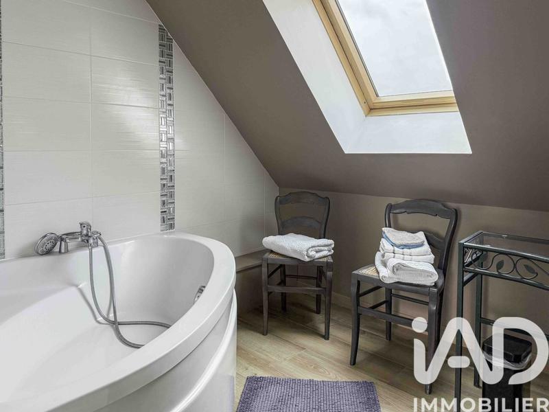 Maison de maîtres - 180 m² - 6 pièces