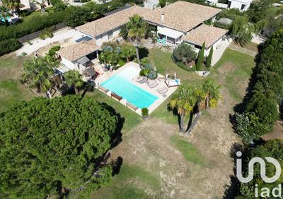 Maison de maîtres - 360 m² - 7 pièces