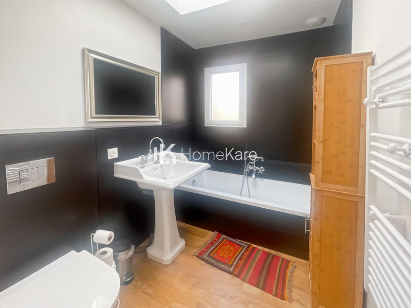 Maison - 125 m² - 5 pièces