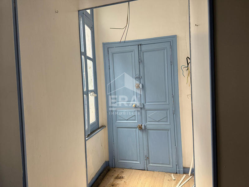 Maison - 400 m² - 20 pièces