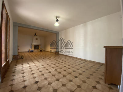 Maison - 92 m² - 4 pièces