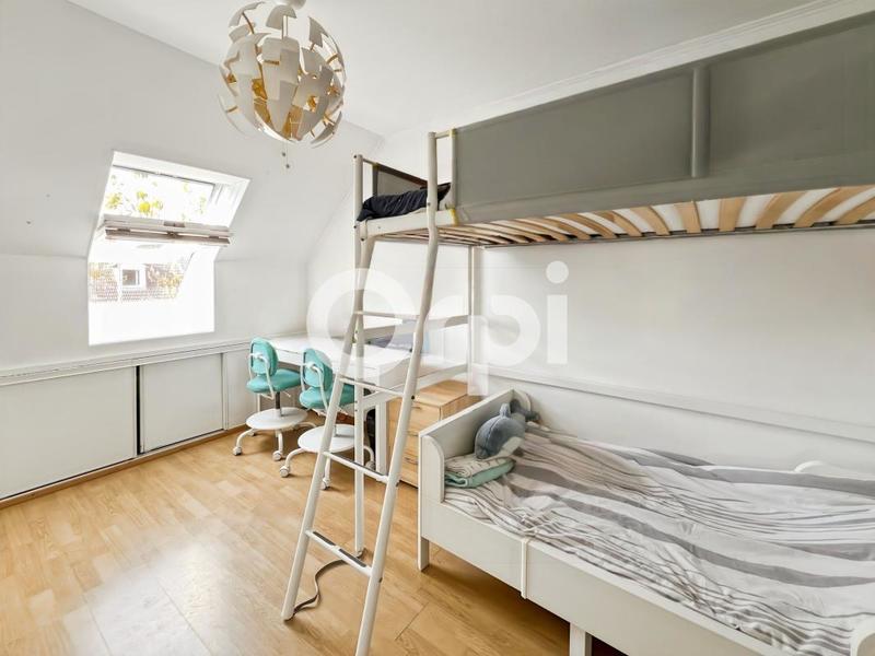 Maison - 91 m² - 4 pièces