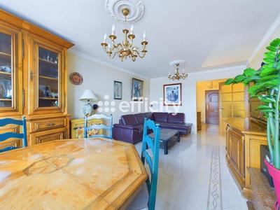 Appartement - 96 m² - 5 pièces