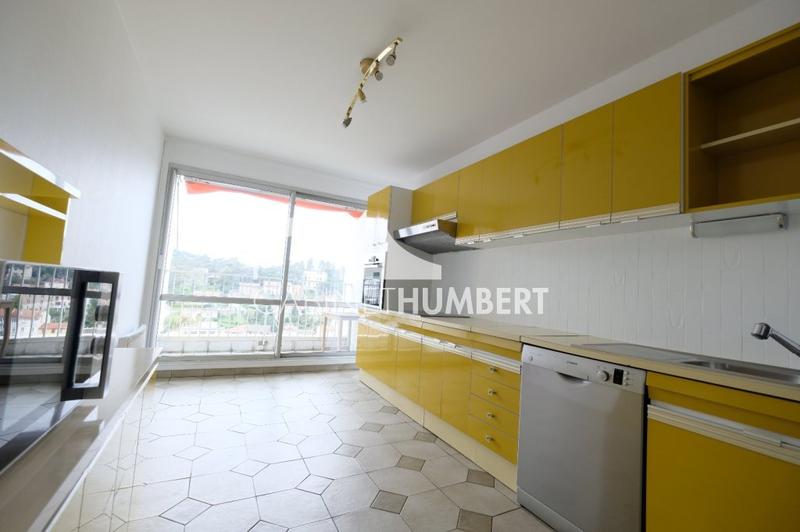 Appartement - 86 m² - 3 pièces