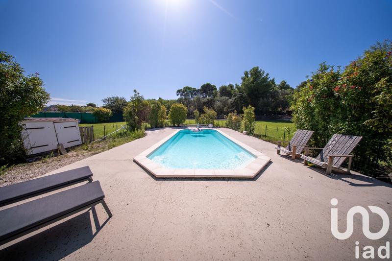 Maison - 261 m² - 6 pièces