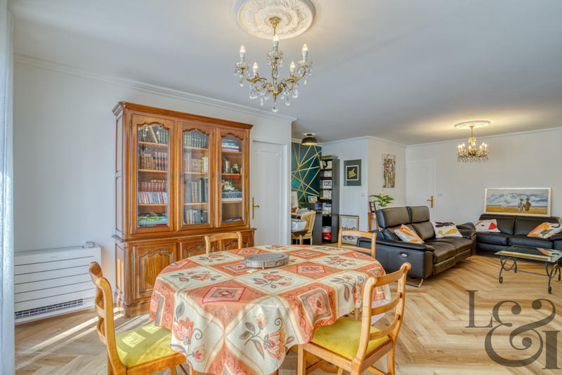 Appartement - 83 m² - 3 pièces