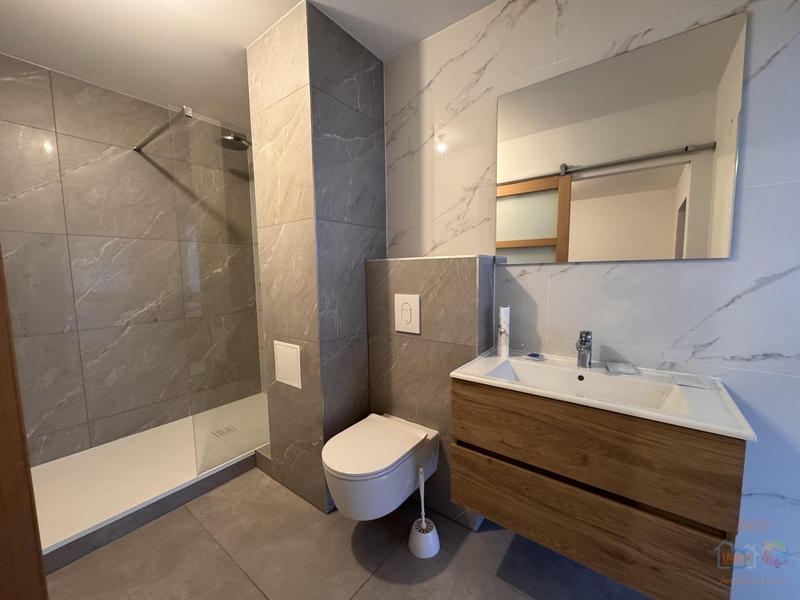 Appartement - 152 m² - 5 pièces