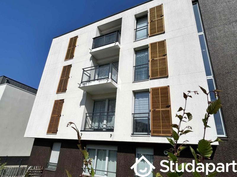 Chambre - 11 m² - 1 pièce