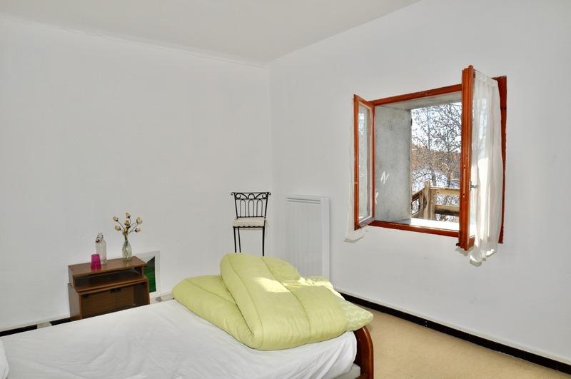 Maison en pierre - 300 m² - 12 pièces