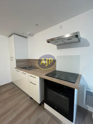 Maison - 70 m² - 4 pièces