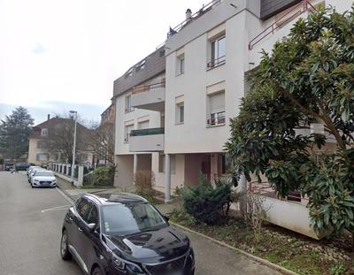 Parking / Garage - 12 m²