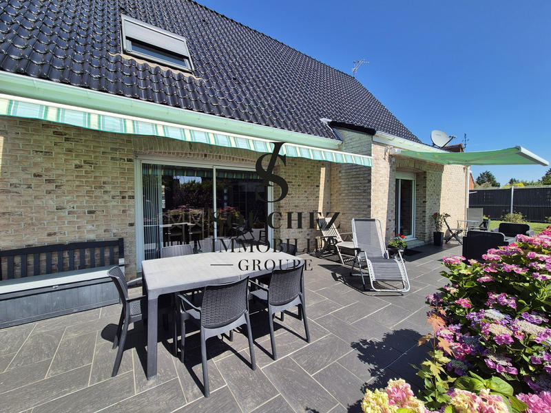 Maison - 200 m² - 8 pièces