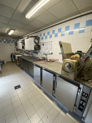 Fonds de commerce - 200 m²