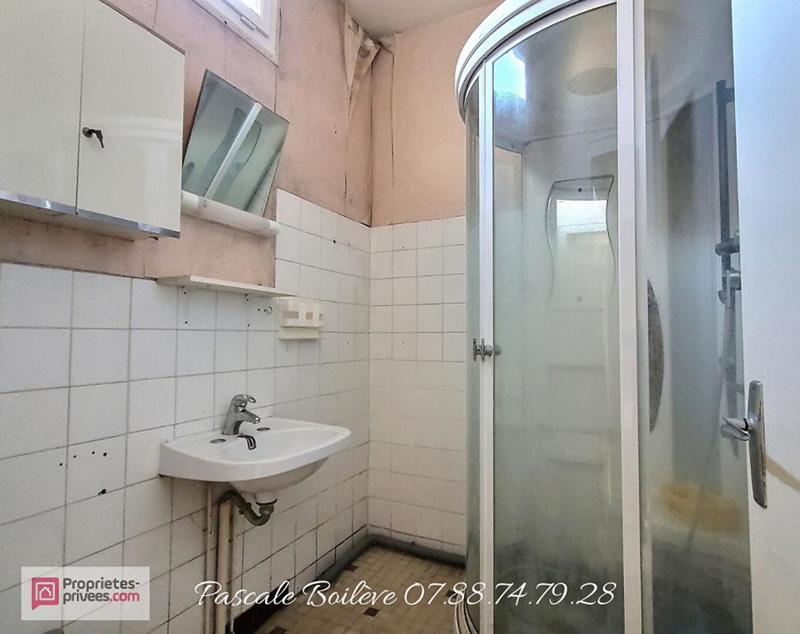 Maison - 224 m² - 8 pièces