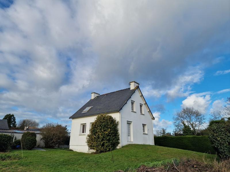 Maison traditionnelle - 94 m² - 5 pièces