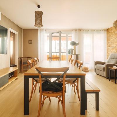 Appartement - 100 m² - 5 pièces