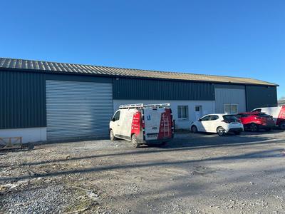 Local commercial - 270 m² - 5 pièces