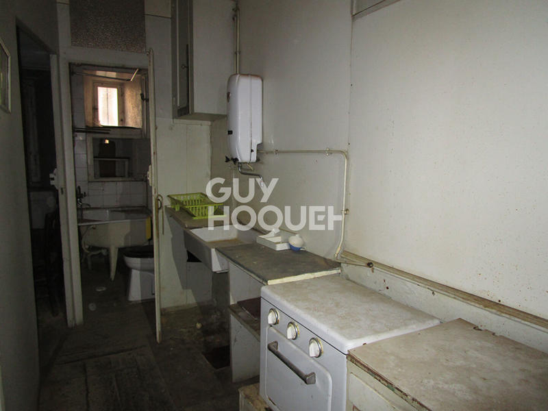 Maison - 400 m² - 10 pièces