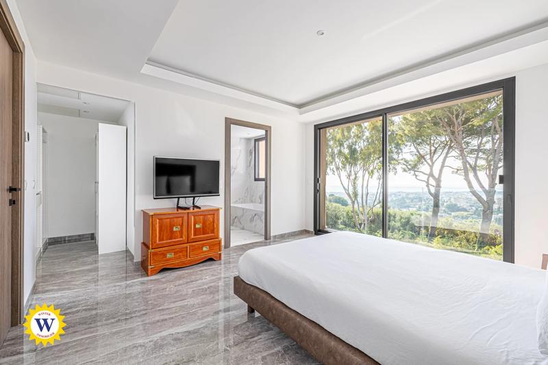 Villa - 372 m² - 8 pièces