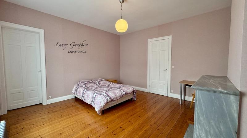 Maison bourgeoise - 435 m² - 15 pièces