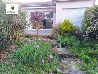 Maison - 128 m² - 7 pièces