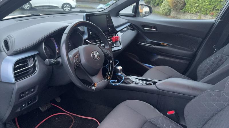 Toyota c-Hr 2.0 Vvt-i 184 Hybrid Cvt Dynamic