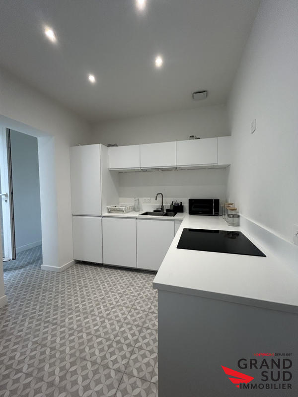 Bureau - 149 m² - 6 pièces