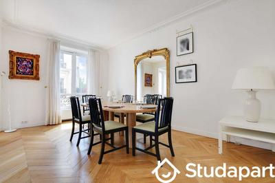 Appartement - 180 m² - 3 pièces