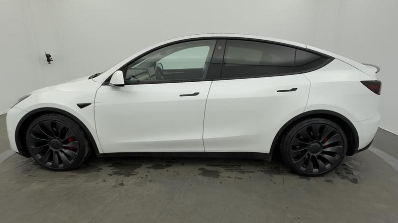 Tesla Model y Performance Dual Motor Awd