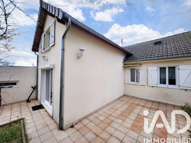 Maison - 85 m² - 5 pièces